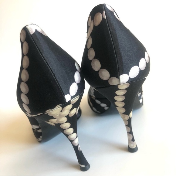 Vintage Hollywould Satin Peep Toe Pumps - Picture 10 of 16